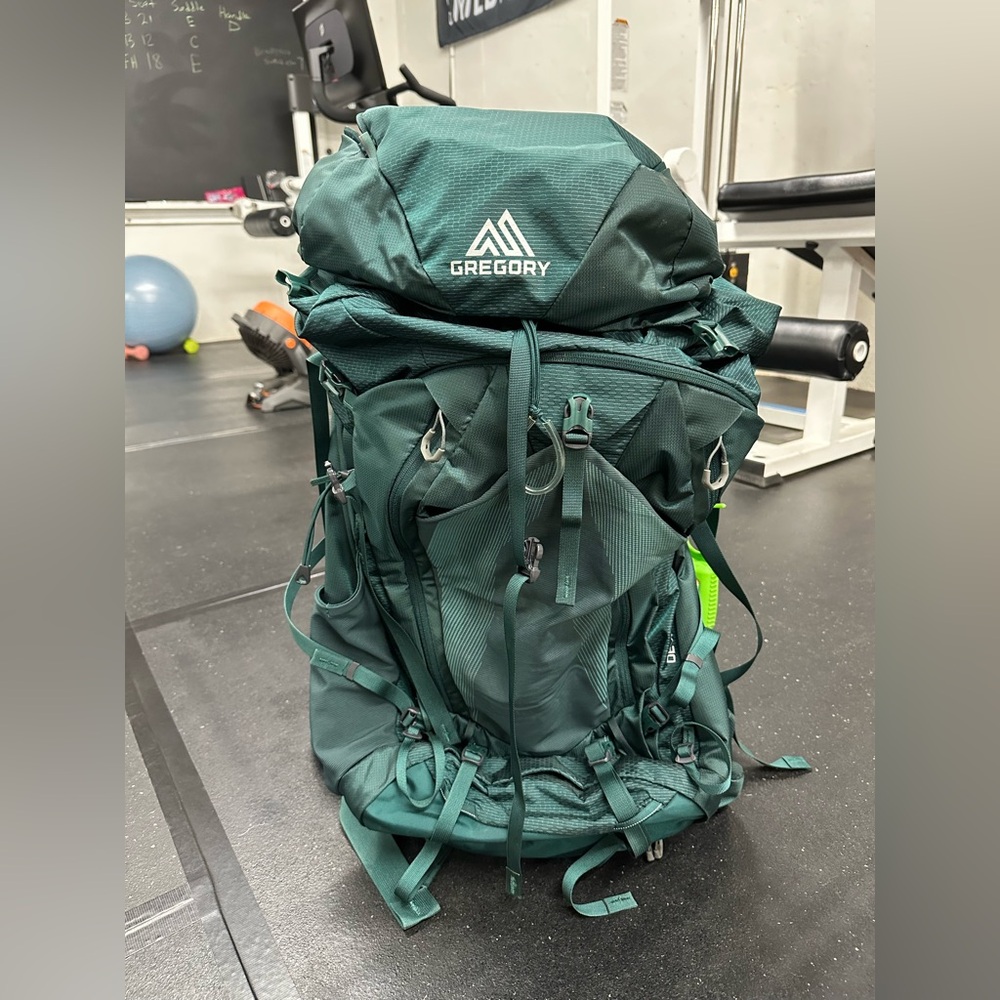 Gregory Deva 60 Liter Backpack Women’s Size Medium